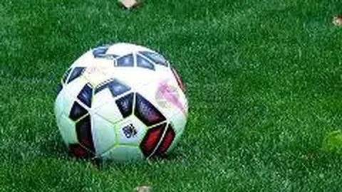 勇士败北湖人格林被罚下 湖人八战全胜詹姆斯轻松观战浓眉贡献23分6篮板